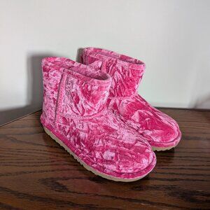 UGG classic mini NEW